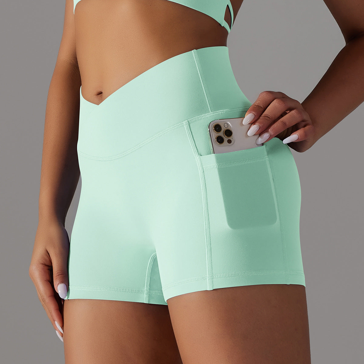 Yoga Shorts With Phone Pocket Design